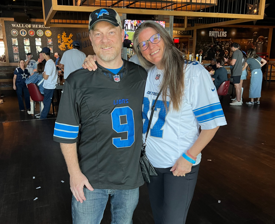 steve and lisa at the lions game